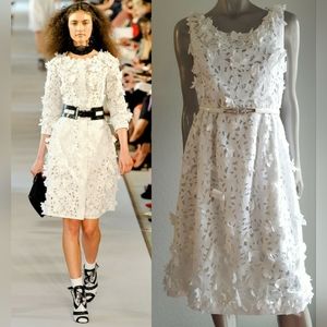 ◇$4,000 OSCAR DE LA RENTA STUNNING WHITE FLORAL LACE 3D RUNWAY DRESS US 8